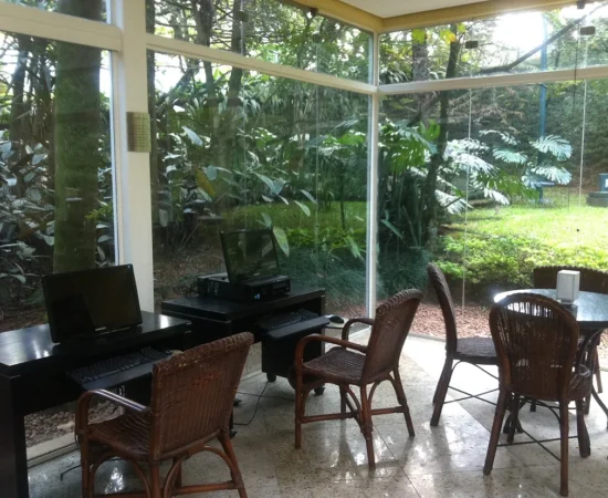 50b00e_4ed16a0fd3df467d99bad3d4a6969528~mv2_d_2592_1936_s_2